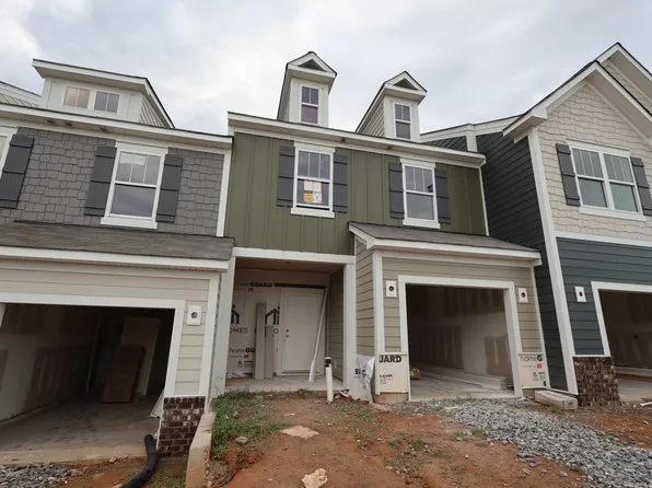 783 Kitfox Dr NW, Concord, NC 28027
