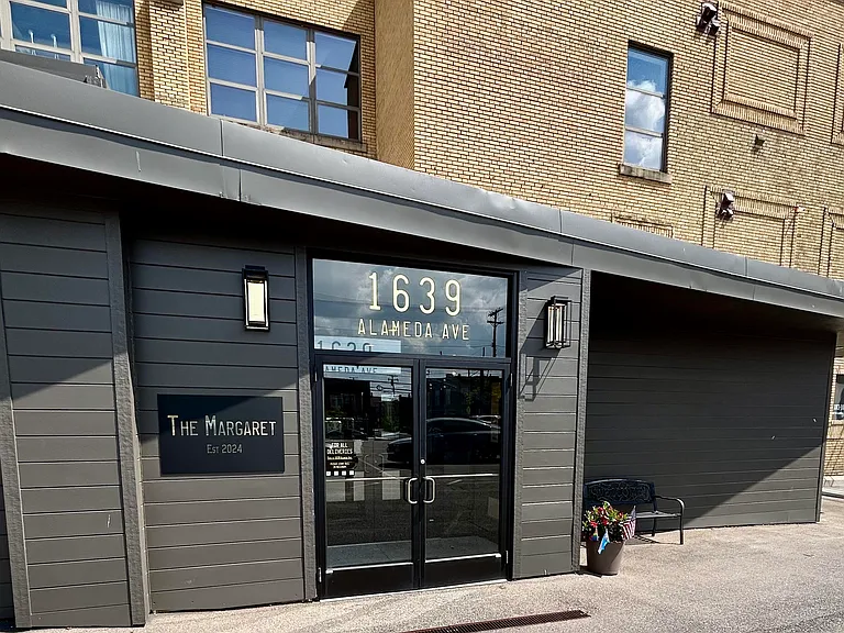 1639 Alameda Ave #102 — Photo 13