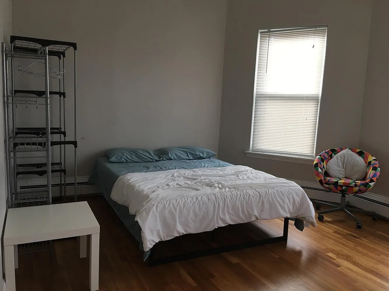 8 bed, 3.5 bath, 3000 sqft, $11,750 — Photo 3