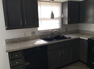 1120 Arlington Dr, Paris, KY 40361