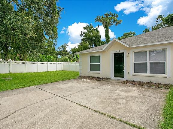 2nd image of 823 Douglass Ave