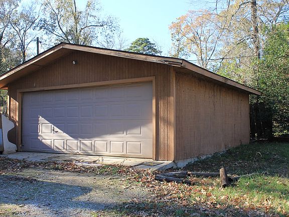 4th image of 407 Mulberry Ln