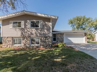 W159N10911 Legend Ave, Germantown, WI 53022