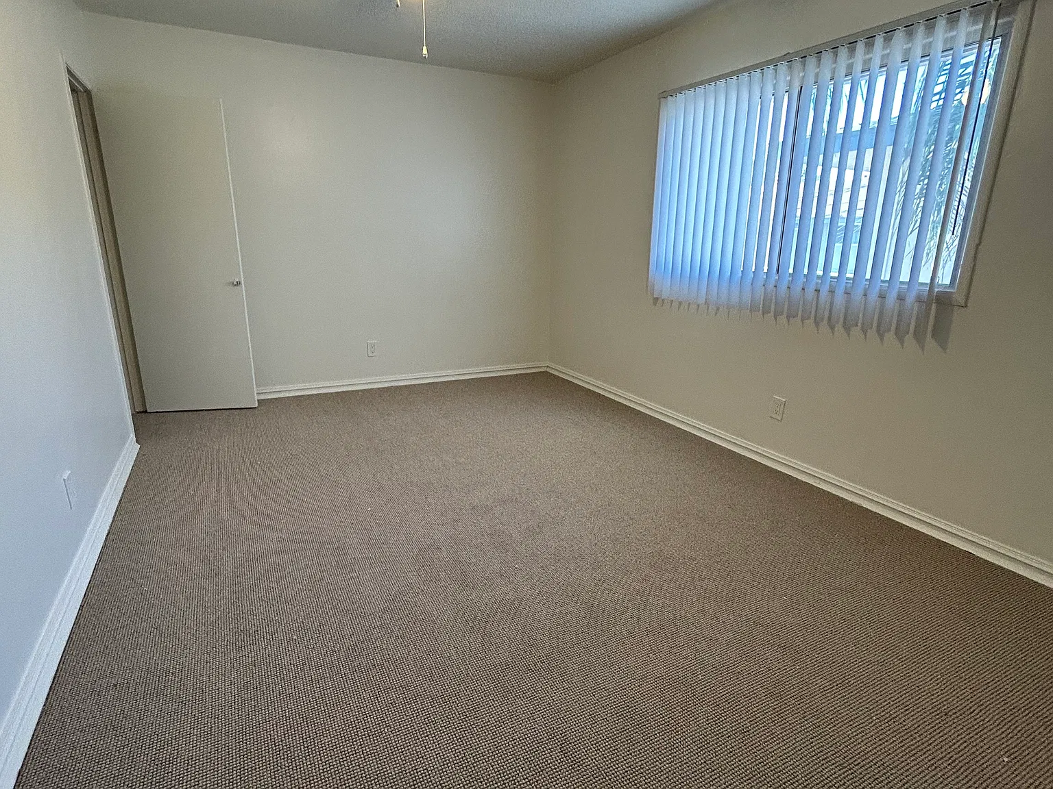 2 bed, 1000 sqft, $2,250 — Photo 4