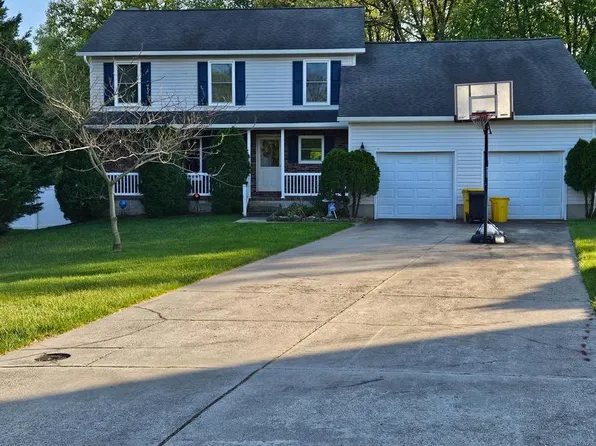 592 Eason Dr, Severn, MD 21144