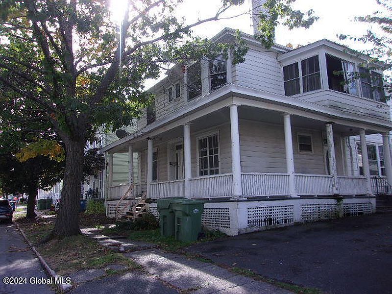 4th image of 4 Amity Street