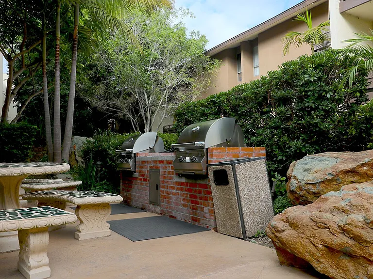 1621 Hotel Cir S #E329 — Photo 20