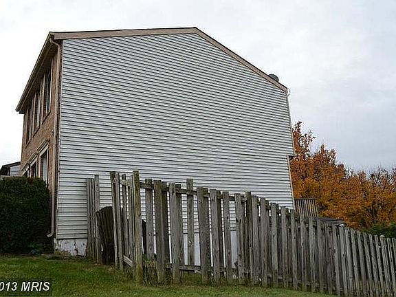 4th image of 19438 Breezedale Ln