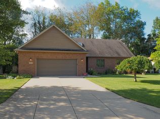 2619 Sleepy Hollow Dr, Portage, MI 49024