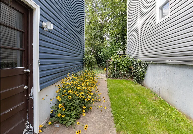 38 Brighton Ter — Photo 12
