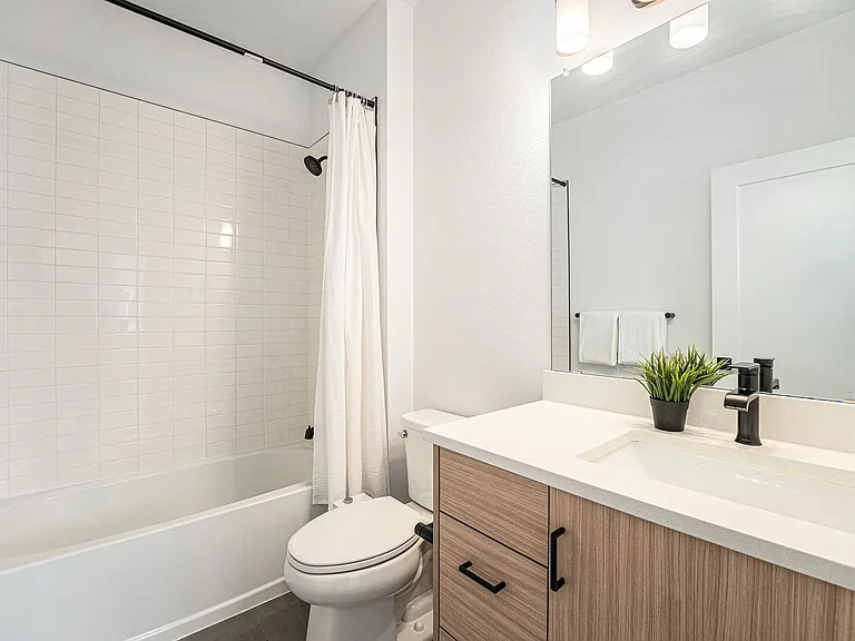 10378 Milwaukee Cir — Photo 15