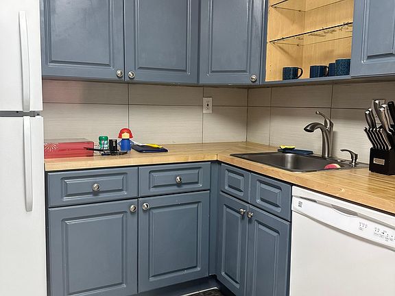 3rd image of 7490 Miami Lakes Dr #A