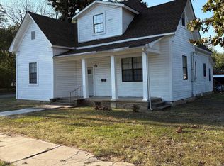 612 W Woodruff Ave, Searcy, AR 72143