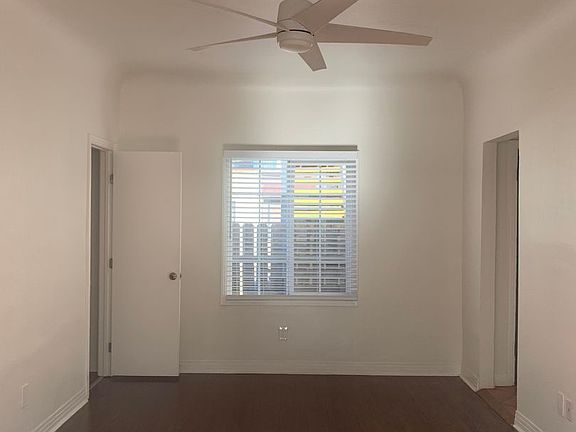 3rd image of 4137 4141 3/4 Monroe St #1/4