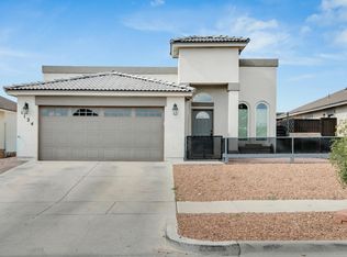 1124 Cielo Bonito Dr, Socorro, TX 79927
