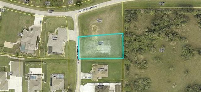 2nd image of 18490 Hunters Glen Rd