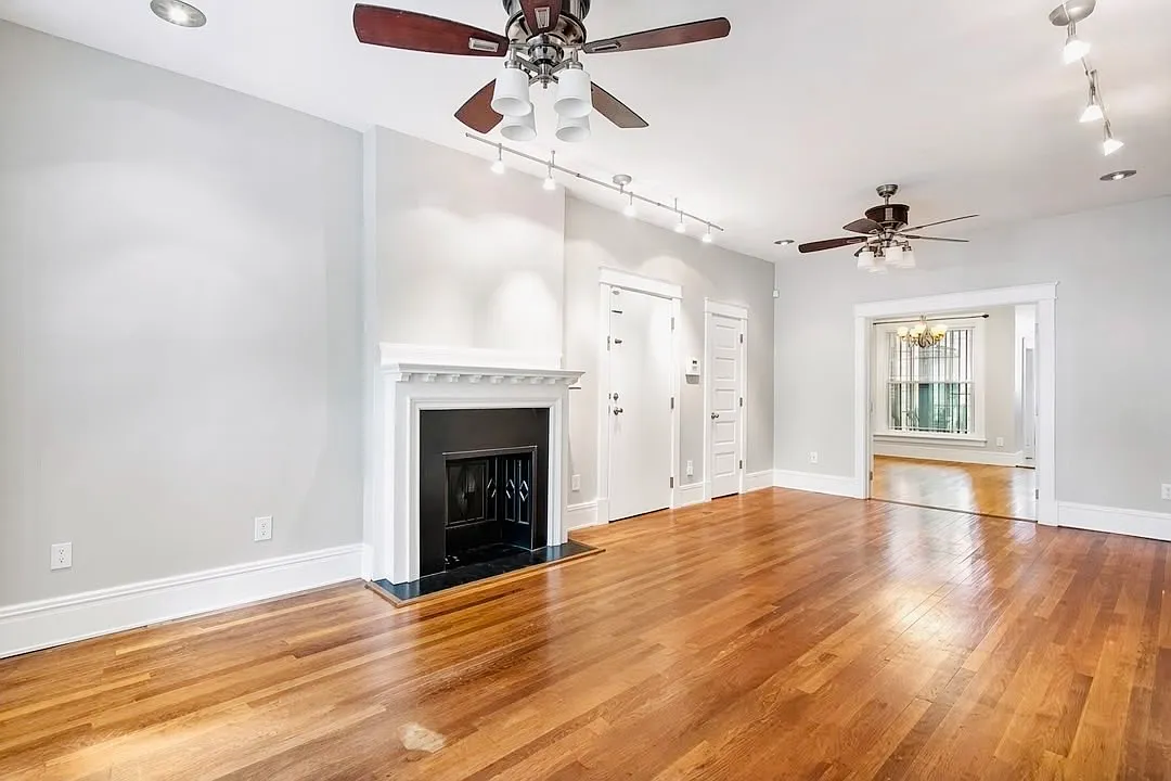 3 bed, 2.5 bath, 1800 sqft, $3,290 — Photo 3