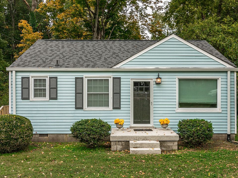 1st image of 203 Graylynn Dr
