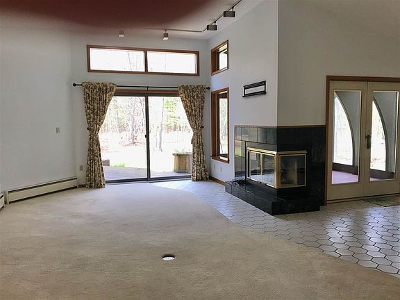 5th image of 102 Birch Dr