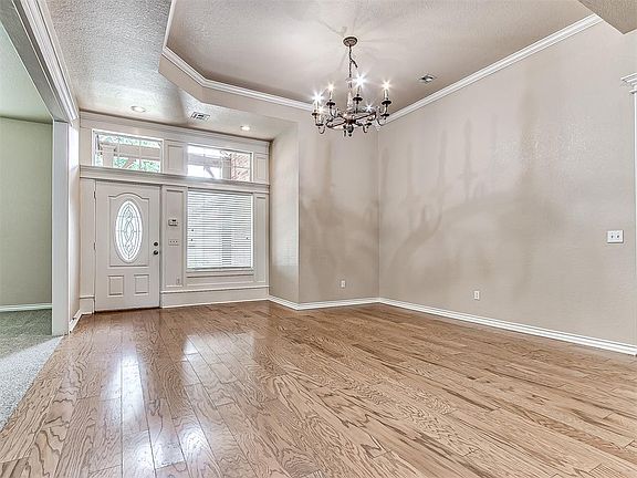 4th image of 16609 Village Garden Dr