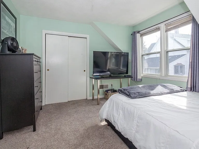 57 Victory Rd #1 — Photo 10