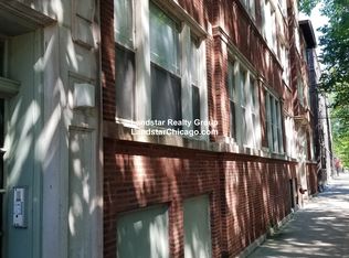 6738 N Lakewood Ave #3, Chicago, IL 60626