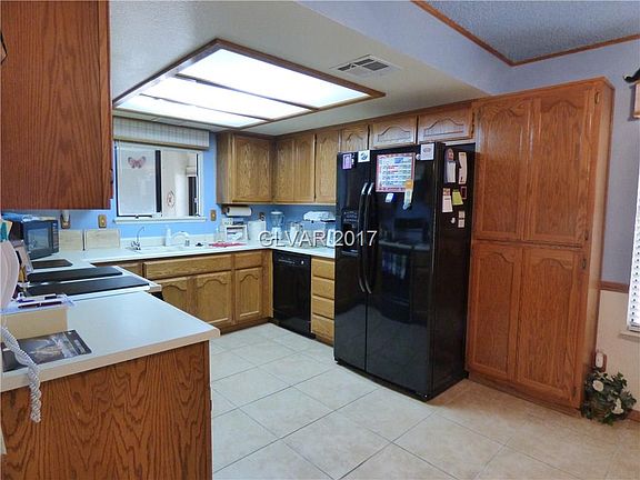 4th image of 7904 Sailboat Ln