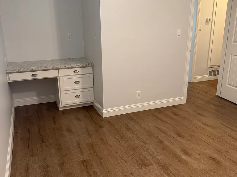 Room 1 with desk area