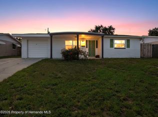 1031 Classic Dr, Holiday, FL 34691