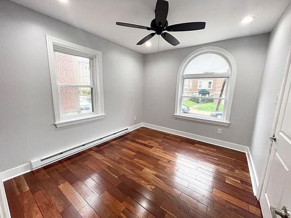 4th image of 4900 Pine St #9C