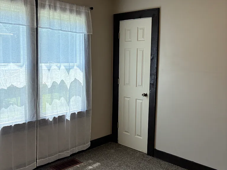 719 Goodland Ave — Photo 11