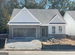 797 Kestrel Dr, Loganville, GA 30052