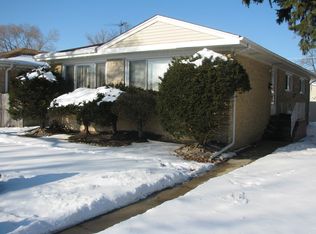5014 Main St, Skokie, IL 60077