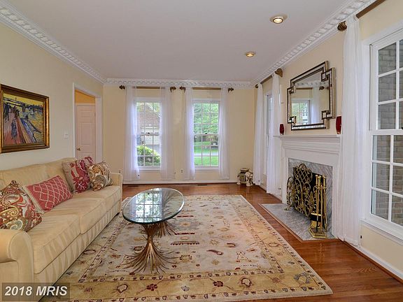 4th image of 818 Tavistock Dr SE