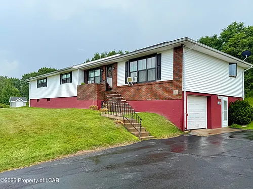 690 Orange Rd Photo 1