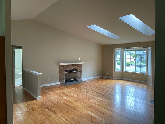 4th image of 6123 Lido Ct SW