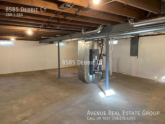 5th image of 8585 Debbie Ct