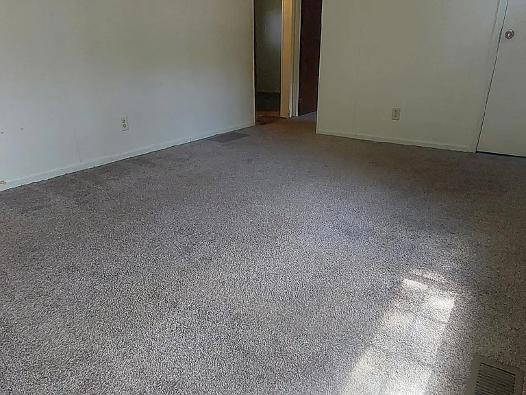 460 Lee Ave #460 — Photo 14