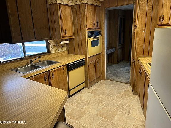 4th image of 903 N 34th Ave Unit 23