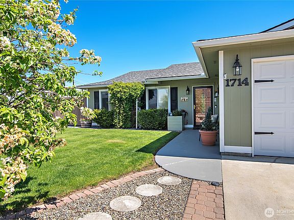 2nd image of 1714 Indiana Drive
