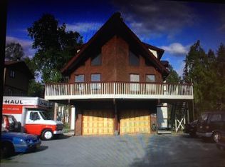 8817 Washburn St, Anchorage, AK 99502