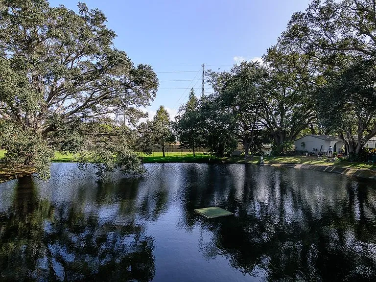 1008 Heron Ct — Photo 16