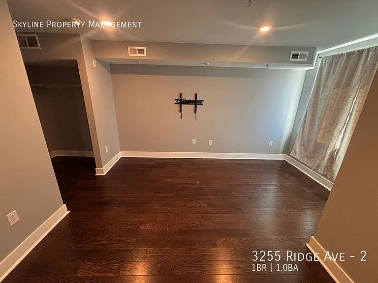 3255 Ridge Ave #2 — Photo 10