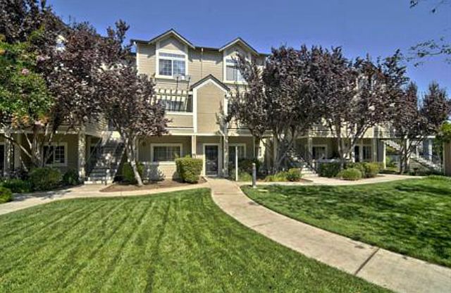 1st image of 5451 Sanchez Dr