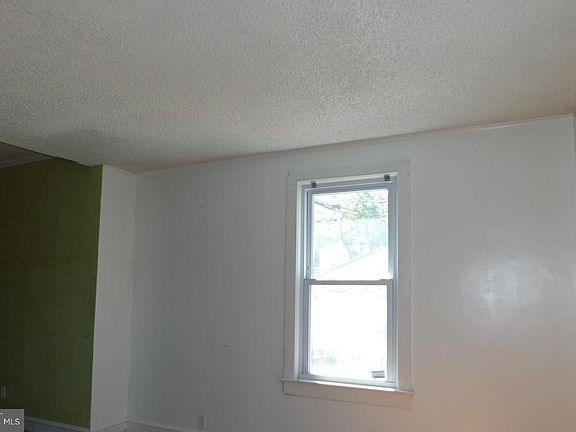 3rd image of 4402 Westfield Ave
