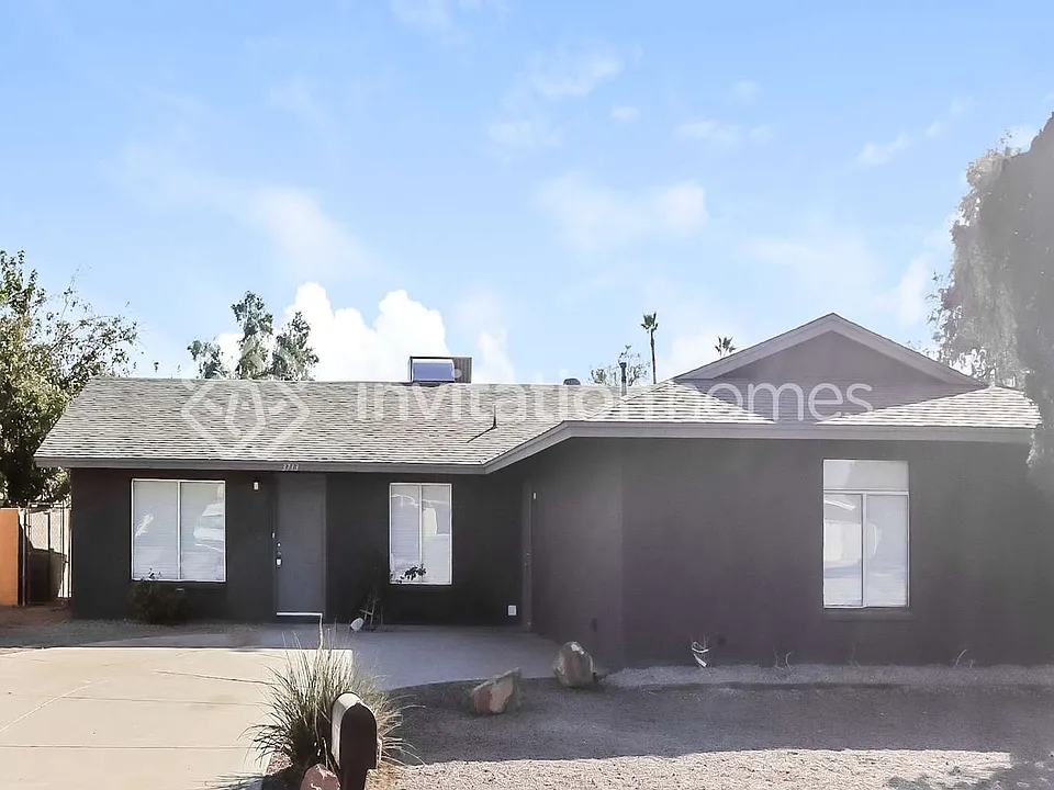 3713 W Evans Dr