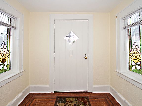 Entry Vestibule