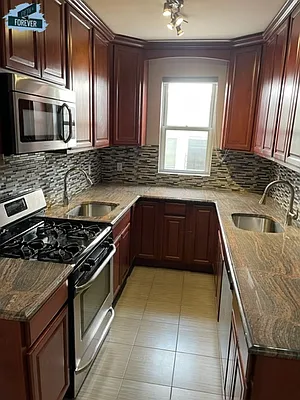 Rented by Fifth & Forever LLC | media 6