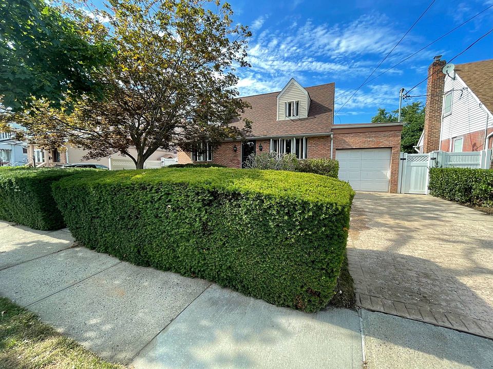 1st image of 15129 21st Ave
