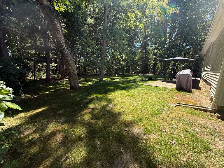 12 Lea Dr #12 — Photo 3